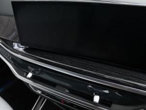 BMW X5 xDrive30d M Sport PRO - Image 11