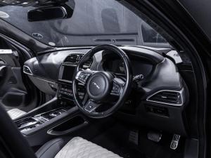 Jaguar F-Pace 30d AWD S First Edition - Image 19