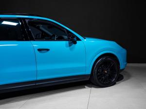 Porsche Cayenne Cayenne - Image 19