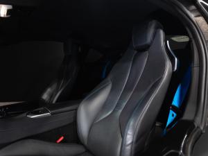 BMW i8 eDrive coupe Protonic Frozen Yellow Edition - Image 14