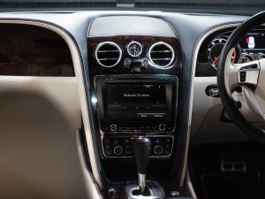 Bentley Flying Spur W12 Mulliner - Image 21