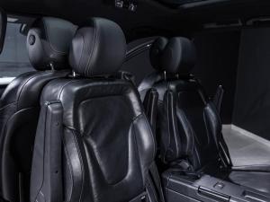 Mercedes-Benz V-Class V300d Avantgarde - Image 16