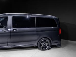 Mercedes-Benz V-Class V300d Avantgarde - Image 5