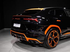 Lamborghini Urus S - Image 28