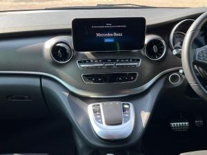 Mercedes-Benz V-Class V300d Exclusive - Image 12