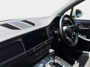 Porsche Macan Macan - Image 16