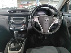 Nissan X-Trail 2.5 4x4 SE - Image 10