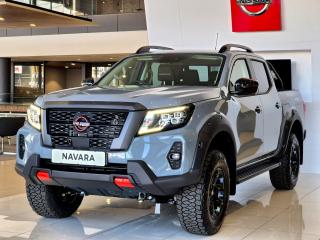 Nissan Navara 2.5DDTi double cab Pro-4X 4x4 Warrior