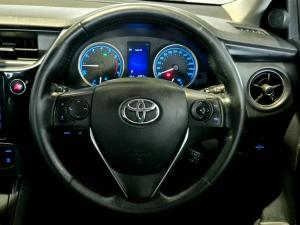 Toyota Corolla 1.8 Exclusive auto - Image 17