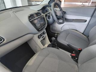 Tata Tiago 1.2 XT manual