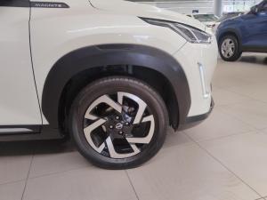 Nissan Magnite 1.0 Turbo Acenta Plus auto - Image 9