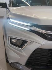 Toyota Urban Cruiser 1.5 XR manual - Image 9