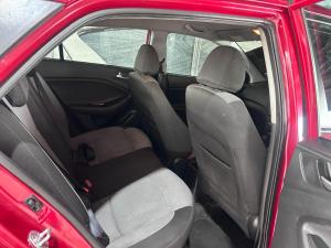 Hyundai i20 1.4 Fluid - Image 8