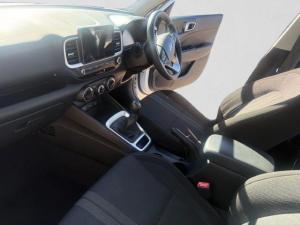 Hyundai Venue 1.2 Premium - Image 14