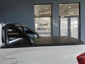 Nissan Navara 2.5DDTi double cab LE Plus - Image 11