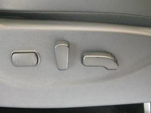 Nissan Navara 2.5DDTi double cab LE Plus - Image 19