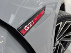 Volkswagen Golf GTI - Image 20