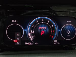 Volkswagen Golf GTI - Image 4