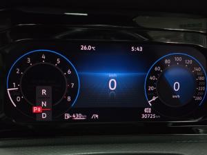 Volkswagen Golf GTI - Image 9