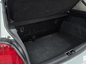 Volkswagen Polo Vivo hatch 1.6 Comfortline auto - Image 18
