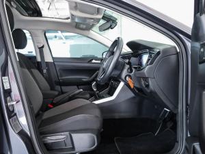 Volkswagen Polo hatch 1.0TSI Life manual - Image 13