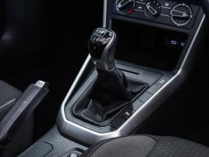 Volkswagen Polo hatch 1.0TSI Life manual - Image 19