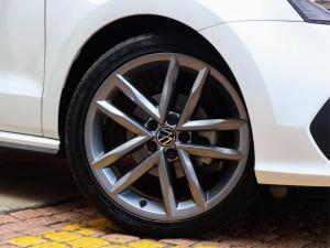 Volkswagen Polo Vivo hatch 1.0TSI GT - Image 3