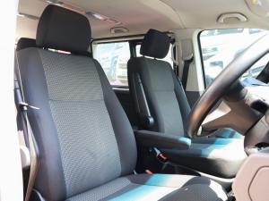 Volkswagen Transporter 2.0TDI Kombi SWB Trendline auto - Image 10