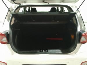 Hyundai Venue 1.0T Motion auto - Image 11