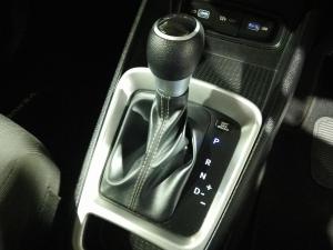 Hyundai Venue 1.0T Motion auto - Image 16