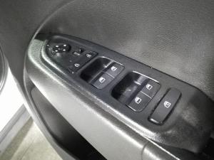 Hyundai Venue 1.0T Motion auto - Image 25