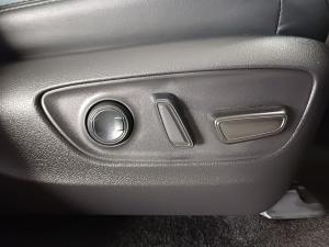 Toyota Land Cruiser 300 3.3D ZX - Image 27