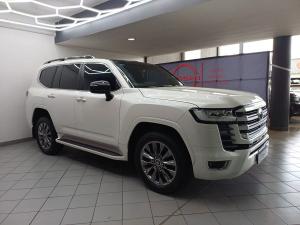 Toyota Land Cruiser 300 3.3D ZX - Image 2