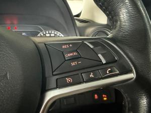 Nissan Navara 2.5DDTi double cab LE Plus - Image 11