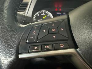 Nissan Navara 2.5DDTi double cab LE Plus - Image 14