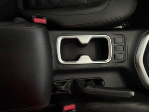 Nissan Navara 2.5DDTi double cab LE Plus - Image 16
