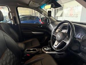 Nissan Navara 2.5DDTi double cab LE Plus - Image 17