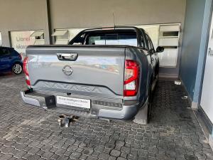 Nissan Navara 2.5DDTi double cab LE Plus - Image 8