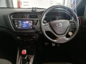 Hyundai i20 Active 1.4 Fluid - Image 22