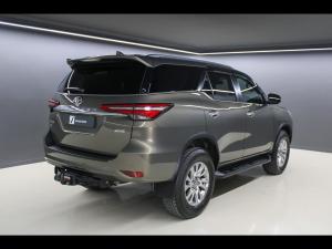 Toyota Fortuner 2.8GD-6 4x4 VX - Image 2