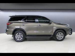 Toyota Fortuner 2.8GD-6 4x4 VX - Image 3
