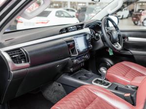 Toyota Hilux 2.8GD-6 double cab Raider auto - Image 7