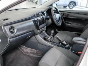 Toyota Corolla Quest 1.8 Plus manual - Image 7