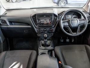Isuzu D-Max 1.9TD double cab L 4x4 manual - Image 6
