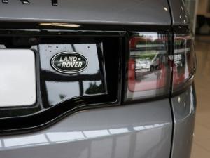 Land Rover Discovery Sport P300e R-Dynamic SE - Image 19