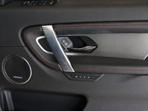Land Rover Discovery Sport P300e R-Dynamic SE - Image 31