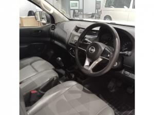Nissan Navara 2.5DDTi single cab XE - Image 4