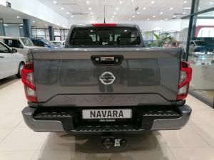 Nissan Navara 2.5DDTi double cab LE Plus 4x4 - Image 4