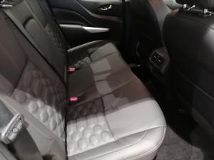 Nissan Navara 2.5DDTi double cab LE Plus 4x4 - Image 7