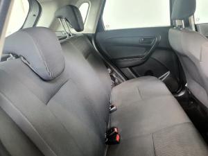 Toyota Urban Cruiser 1.5 Xi - Image 7